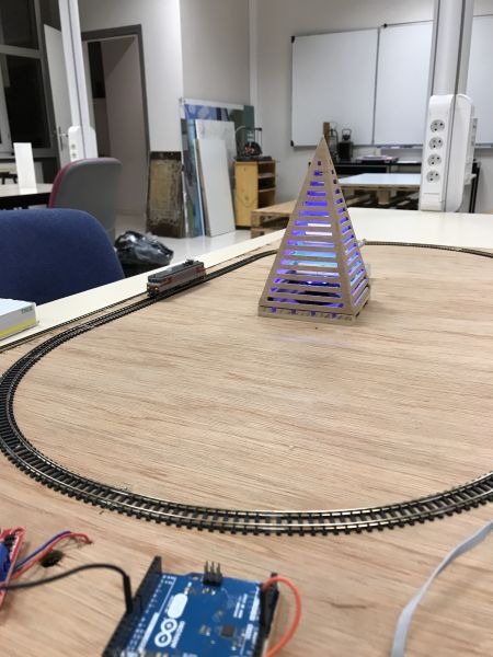 Test de pilotage de train miniature par Arduino